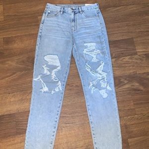 American Eagle jeans size 4 brand new with tags